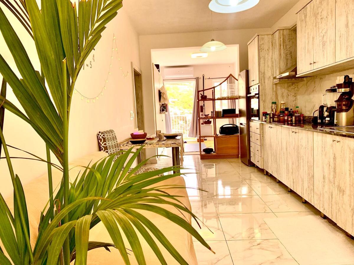 Private Bedroom With Balcony In A Shared Apartment At The Bay Of Xlendi Luaran gambar
